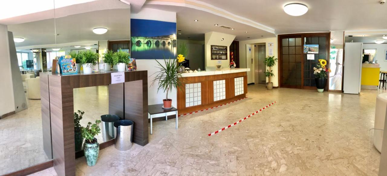 Hotel Naica Rímini Exterior foto